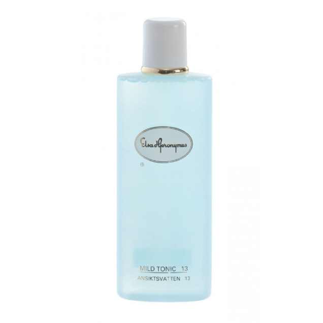 Från Elsa Hjeronymus. En mycket mild alkoholfri tonic för torr och känslig hud som sluter porerna och har en lugnande och fuktgivande effekt. Kan användas efter alla rengöringsprodukter från Elsa Hjeronymus. Ger en effektiv lindring på sol- och lätt brännskadad hud. Utmärkt som rakvatten för den känsliga hudtypen.
